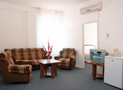 2-местный 3-комнатный «Люкс» Главный корпус